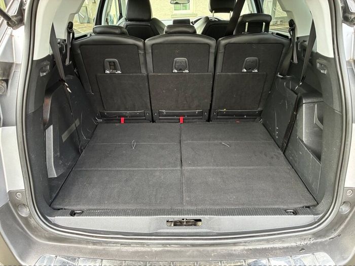 Peugeot 5008 7 seater