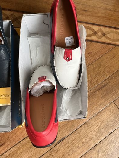 Ladies Unworn 2 Pairs Porto Maserati Leather Moccasin Size 38 Shoes