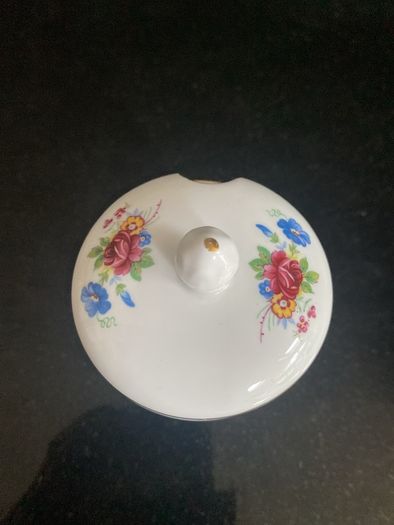Vintage Royal Grafton floral lidded sugar dish