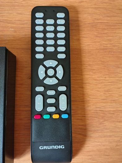 Grundig Freesat Box with Remote for Parts or Repair.