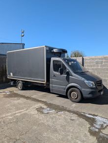 2017 Mercedes Sprinter fidge unit with tail lift