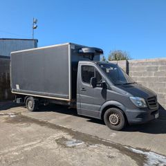 2017 Mercedes Sprinter fidge unit with tail lift