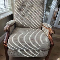 Single recliner and double couch set