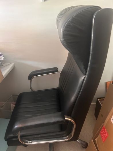 executive office chair