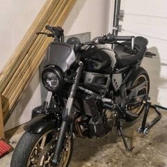 2022 xsr 700