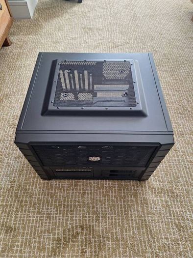 Cooler Master HAF XB PC Case+ NZXT Sentry 3 fan controller