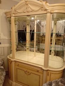 cabnet  perfect condition no marks or scratches