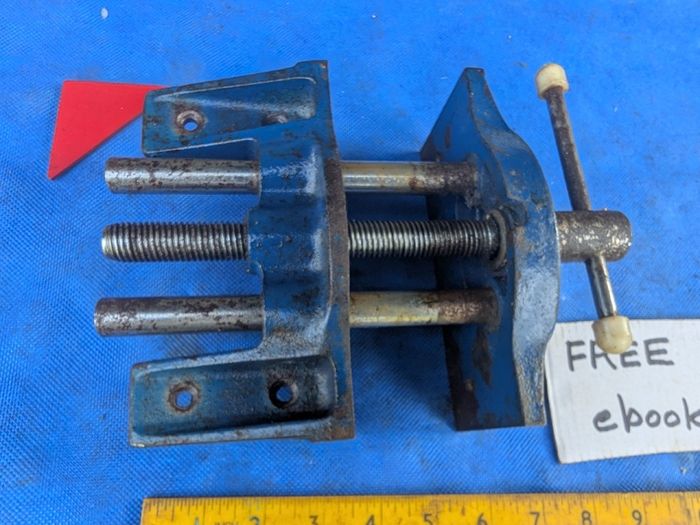 Record 50 Woodwork Vice
