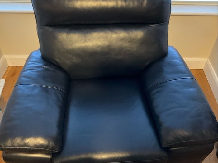 Leather Sofa Chair - Navy - Like new
