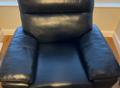 Leather Sofa Chair - Navy - Like new
