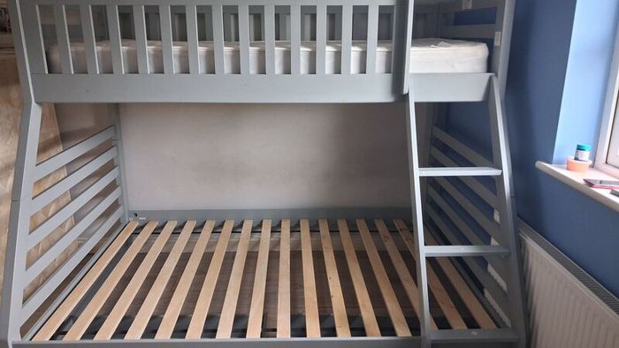 Bunk bed