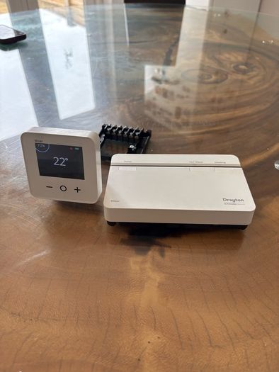 Drayton Wiser Smart Thermostat Heating and Hot Water Control Kit