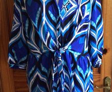 Dunnes Blue Patterned Long Sleeve dress Size 18 can post