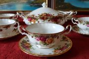 13 Piece Royal Albert Old Country Roses Bone China Gold Gilt Soup Coupe Set With Lidded Tureen Made In England