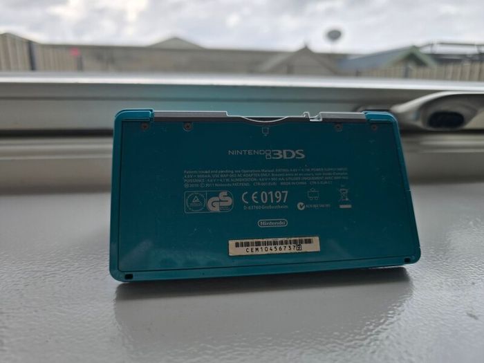 Nintendo 3ds coral blue!!!!