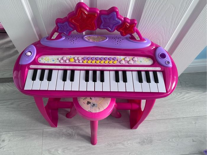 Kids Piano keyboard