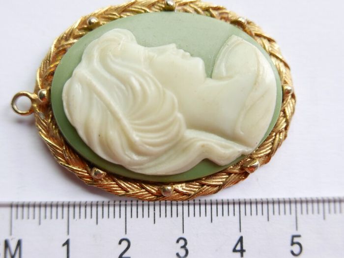 Vintage Green Cameo Pendant
