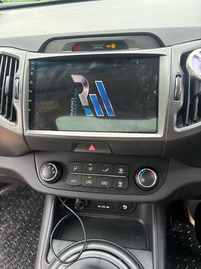 2014 Kia Sportage with apple carplay