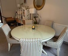 Neptune Round Table And Chair Complete Set