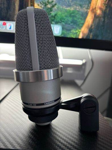 Neumann TLM 102