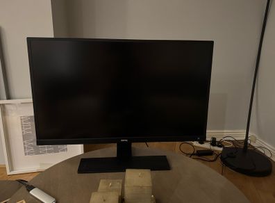 monitor: 2K BenQ EW3270ZL