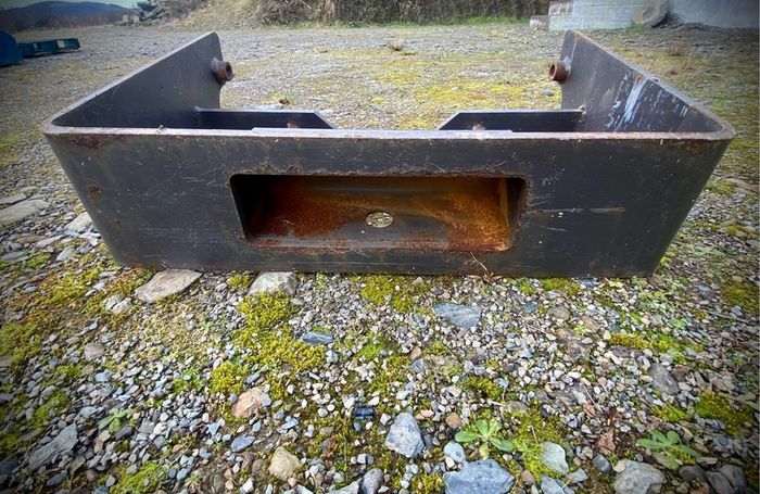 Massey Ferguson 165 188 weight carrier 165 168 185 188