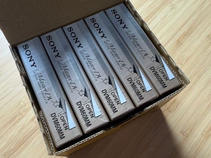 New Sony miniDV masterDV 60min DVM60MM Video Cassetes - 5 pack
