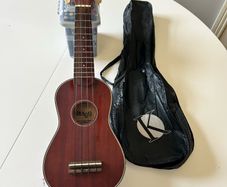 Stagg Soprano Ukulele & Bag