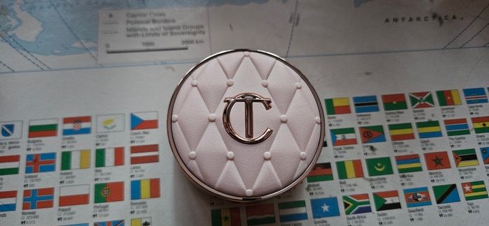 Charlotte Tilbury Pillow Talk Beautifying Cushion Foundation in 1N Fair Clair