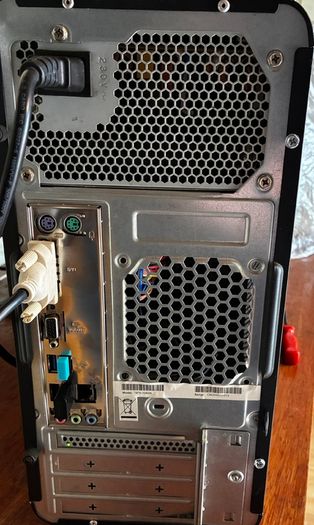 Desktop PC windows 10 pro WIFI and Office