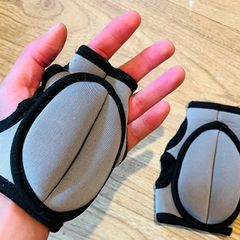 Hand weights