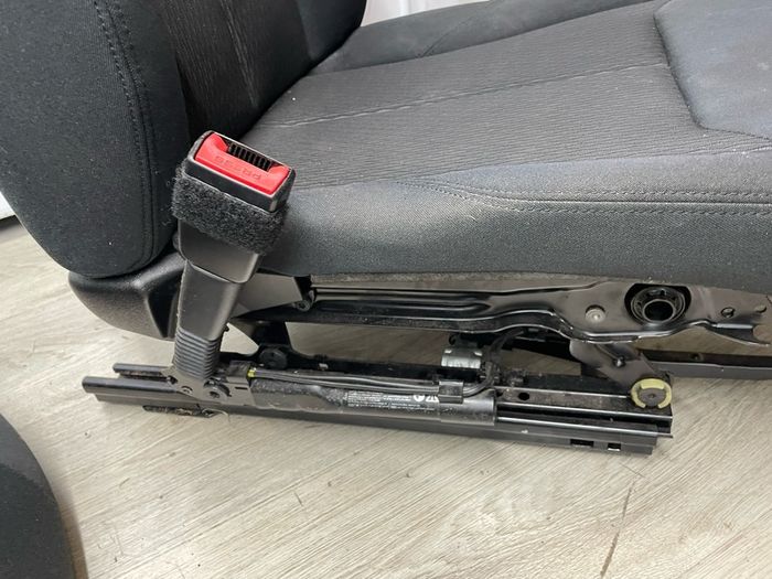 2012 BMW '3 series F30 Interior Front Seats Driver Seat Passenger Seat Rear Bench