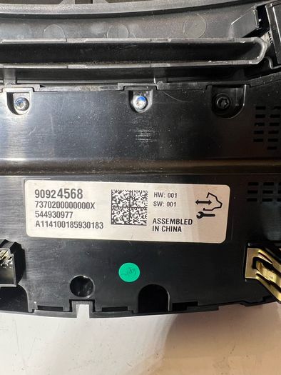 2015 Vauxhall Insignia Multimedia Control Panel With Display Screen 90924576 A1l2b49s