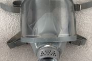 Scott Sari Face Mask used in good condition for CBRN protection.