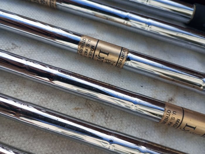 Lynx golf irons. Right handed clubs.