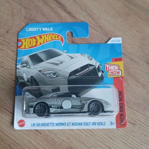 Hot Wheels LB-Silhouette Works GT Nissan 35GT-RR Ver.2