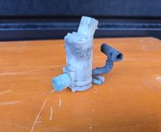 Honda Accord 8 Windsheild washer pump