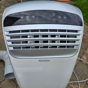 Air conditioner (portable)