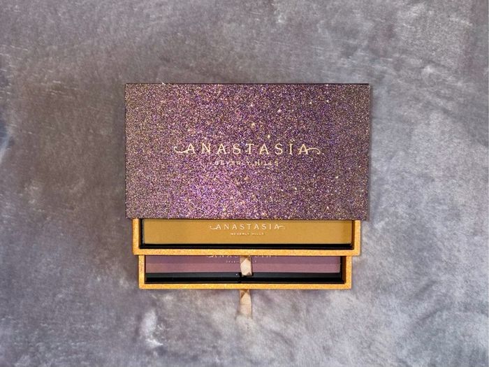 Anastasia Beverly Hills Palette Vault Soft Glam/Modern Renaissance Glitter Gift Set Limited Edition