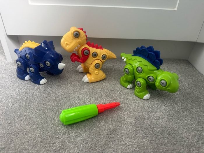 Construct a dinosaur toy - free postage