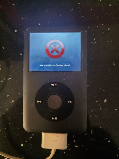 iPod 7th Gen Classic 160gb (Free Post)