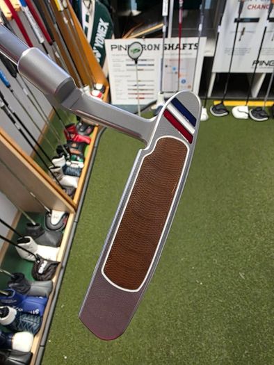 As New Scotty Cameron Champions Choice Button Back Newport Putter 34"