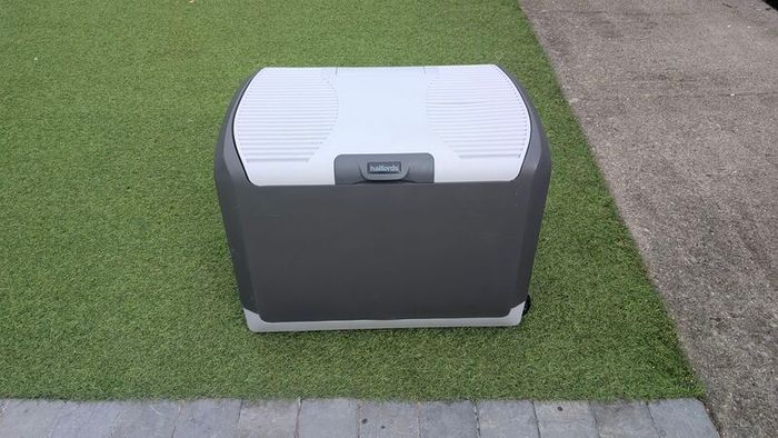 Halfords 40L electric coolbox