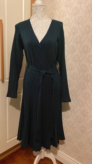 Dress forest green New