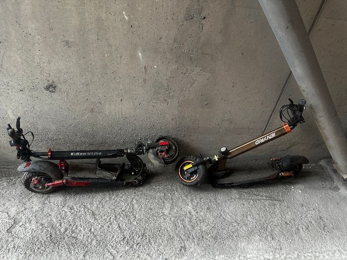 Electrical scooters for repair