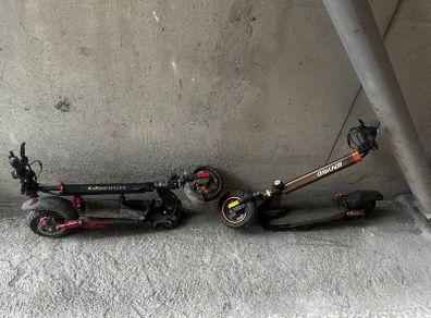 Electrical scooters for repair