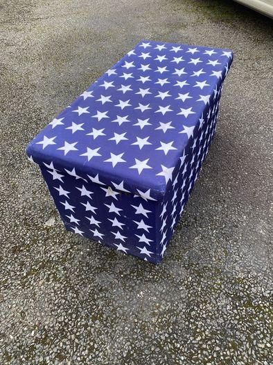 Kids toy chest