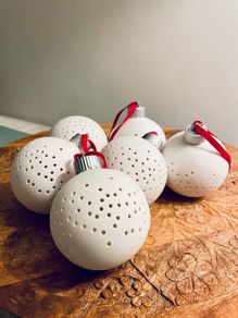 Set of 6 Nordic White Ceramic Christmas Baubles Illuminated Christmas Decorations