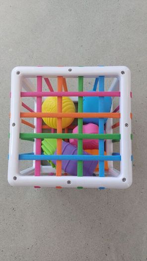Inny Bin - Shape sorter