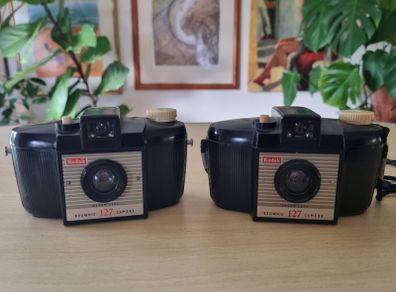 2 x Vintage Kodak Browni 127 camera